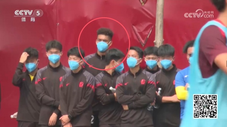 無緣U17國足名單，張洪福隨恒大足校觀摩國少隊訓(xùn)練