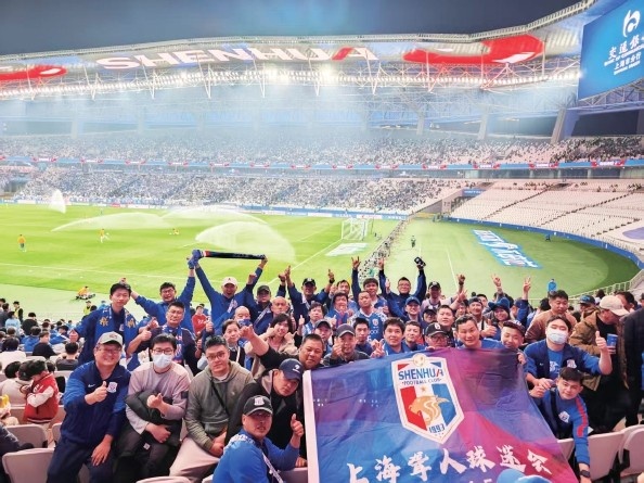 東體介紹上海聾人球迷會：最安靜的助威，最“響亮”的看臺