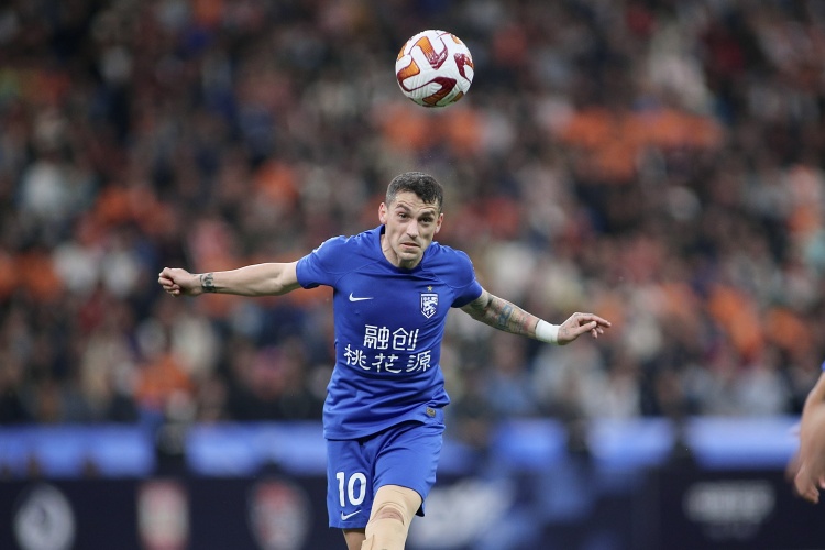 斯基拉：中超舊將斯坦丘接近免簽加盟熱那亞，合同期限到2027年